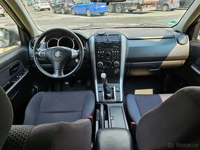 Suzuki Grand Vitara 1,6i 4x4 model 2014 - 7