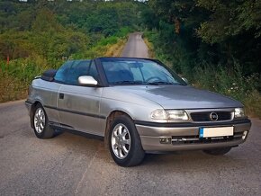 Opel Astra F cabrio 1.6 - 7