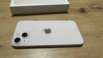 Apple iPhone 13 128GB, příslušenství, 7600Kč - 7