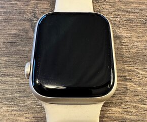 Apple Watch 8 45mm - 7