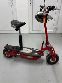 Prodám elektrickou kolběžku Scooters Nitro se sedačku - 7