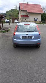 Ford Fiesta 1.3i - 7