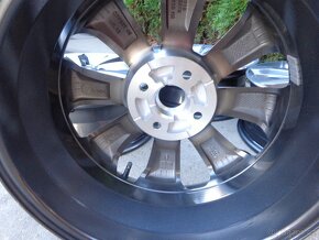 Kia Stonic / hyundai original R16 lita kola 4x100 - 7