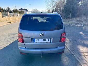 Volkswagen Touran 1.9 TDI 77kW Highline - 7