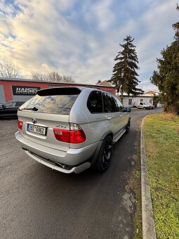 Bmw x5 is 4.8 v8 - 7