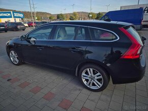 Volvo V60 2.0 D4 - 120kW, automatická převodovka - 7