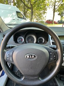 Kia Ceed 1.4 - 7