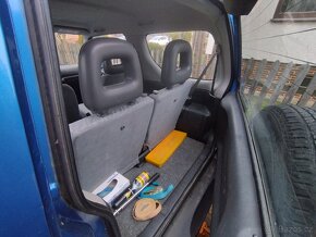 Suzuki Jimny 1,3i 60kw 4x4 - 7