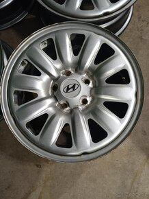 4ks 16" disku Hyundai 5x114,3 et50 - 7