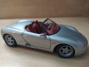 Model v měřítku 1:18  PORSCHE Boxster - Maisto. - 7