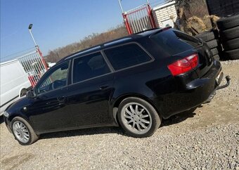 Seat Exeo 2,0 TDI DIGIKLIMA,6KVAL,TAŽNÉ nafta manuál 88 kw - 7