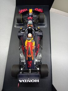 F1 RED BULL RB16B VÍTĚZ EMILIA ROMAGNA 2021 VERSTAPPEN 1:18 - 7