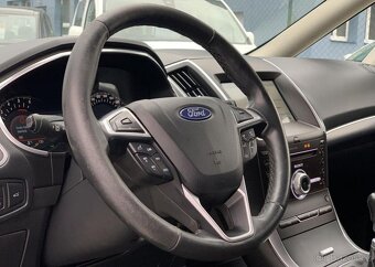 Ford Galaxy 2.0TDCi TITANIUM 7MÍST KAMERA manuál 110 kw - 7