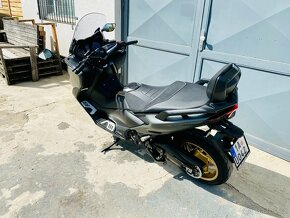 Yamaha TMAX  560 Tech Max, možnost splátek a protiúčtu - 7