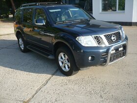 Nissan  Pathfinder  2.5 dCi 140 kW 7 míst - 7