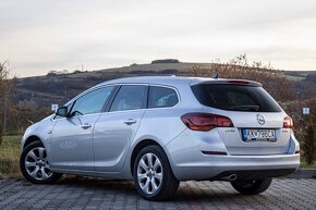 Opel Astra Sport Tourer 2.0 - 7