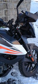 KTM Adventure 390 Quick shifter, kufry, vyhřívané gripy 2021 - 7