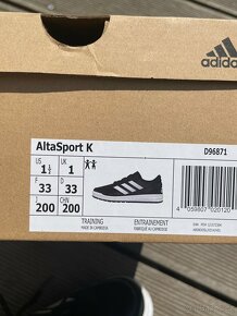 Adidas 33 - 7