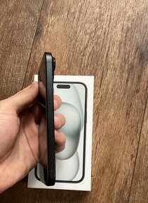 iPhone 15 128 GB - Černý - 7