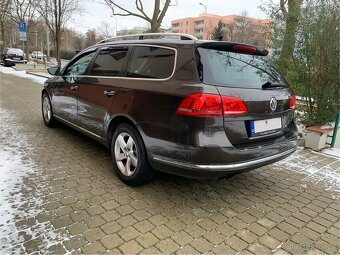 Vw Passat B7 2.0tdi 103kw Bi-Xenon Navi CarPlay Serviska - 7