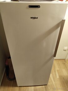 Mraznicka Whirlpool UW4 F2Y WB F - 7