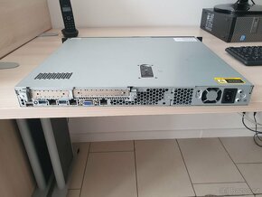 Server HP DL320e Gen8 v2, E3-1231 v3, 32 GB RAM - 7