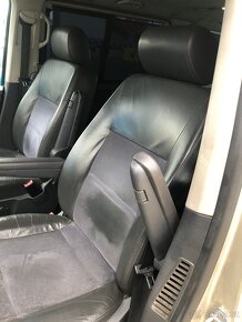 VW Multivan T5 2.5Tdi 128Kw Rok výroby 2008 - 7