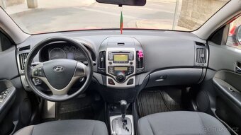 Hyundai i30 1.6 crdi automat - 7