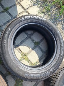 Michelin LATITUDE SPORT 3 235/55 R18 100 V - 7