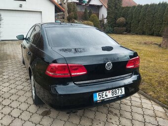 VW Passat 2.0tdi, sedan - 7