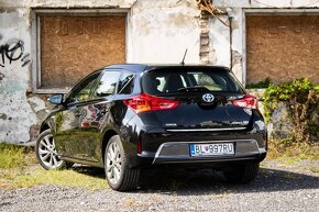 Toyota Auris Hybrid 1.8 CVT - 7