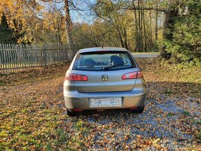 Seat Ibiza Benzin R.V.2005,dovoz it.,absolutne bez Koroze,,m - 7