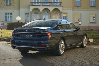 BMW Řada 7, 745e (290kW)H&K Panorama 360 HUD - 7