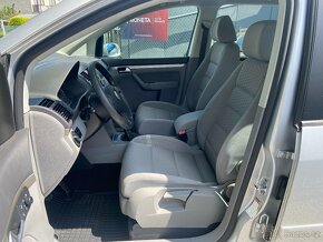 Volkswagen Touran 1.6 MPi 75kW 7 Míst Serviska - 7