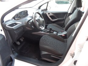 Peugeot 2008 1,2 PureTech1.maj.servisní knížka,naj.99000km - 7