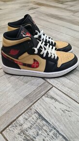 Nike Air Jordan 1 Mid SE - 7