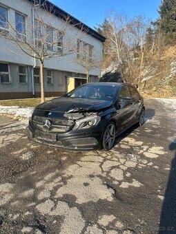 Mercedes Benz a45 amg - 7