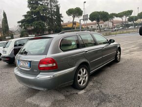 Jaguar X-Type 2.0 Turbo Executive - Nafta - Manuální - 130 h - 7