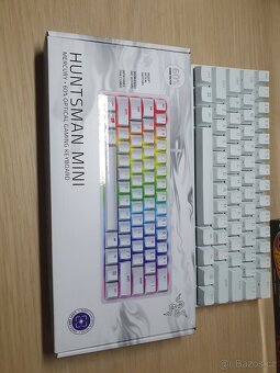 Razer Huntsman Mini White Purple Switch - 7