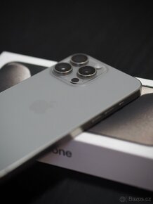 iPhone 15 Pro Max 256GB - Přírodní Titan - 3 Kryty - 7