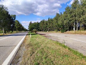 Prodej,pronájem st. pozemku vč. projektu a st.povolení. - 7