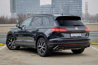 Volkswagen Touareg 3.0 V6 TDI 286k R-Line Black ODPOČET DPH - 7