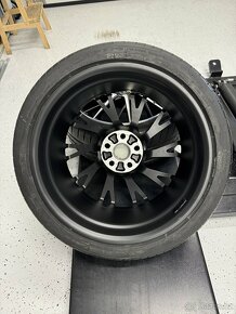 Sada disků včetně pneu a senzorů pro Lexus RC-F GS-F - 7