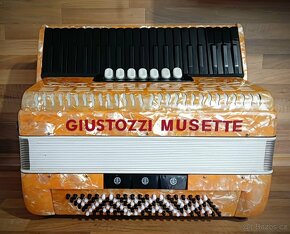 Akordeon (harmonika, heligonka) Giustozzi Musette - 7