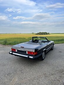 Mercedes Benz R107 560SL - 7