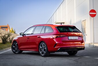 Škoda Octavia Combi 2.0TSI RS Manuál - SK auto - 7