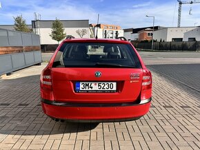 Škoda Octavia COMBI 1.8TSI 118kW Elegance ČR - 7