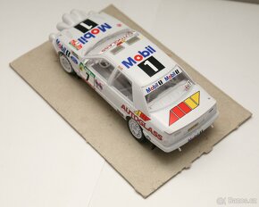 Ford SIERRA COSWORTH 4x4 RdP (1:24) - 7