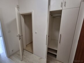 Pronájem bytu 1+kk 32 m² s předzahrádkou - 7