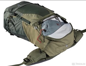 Turistický batoh Deuter Futura Air Trek 60+10l zelený - 7